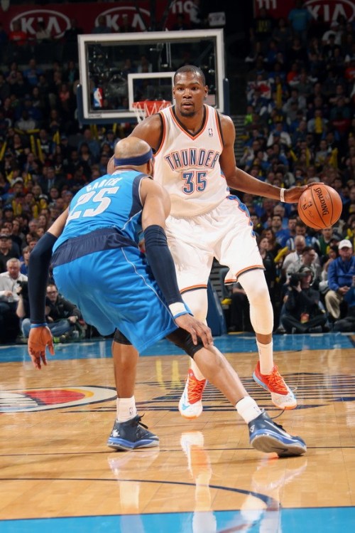 记者：那不勒斯就引进齐尔克泽进行试探性接触，