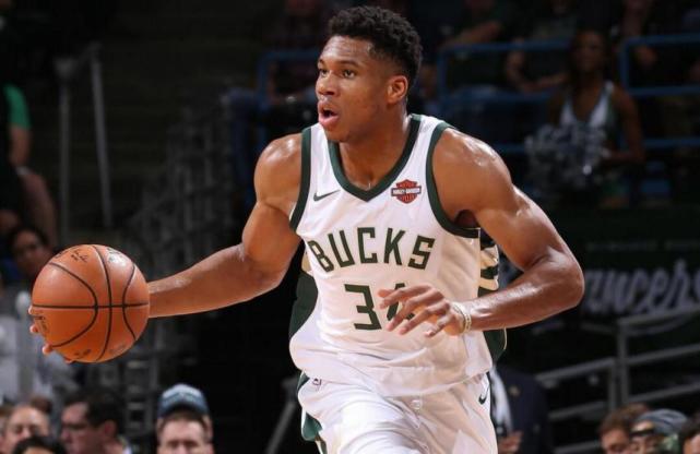 记者:那不勒斯就引进齐尔克泽进行试探性接触,