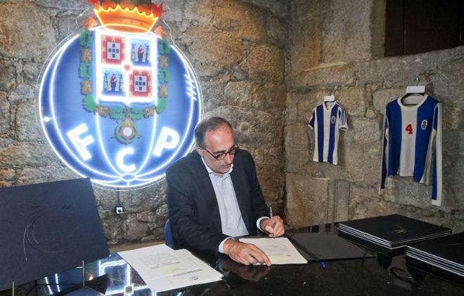 岁月确实给 岁月确实给